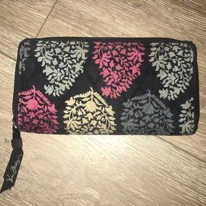 Vera Bradley hand wallet